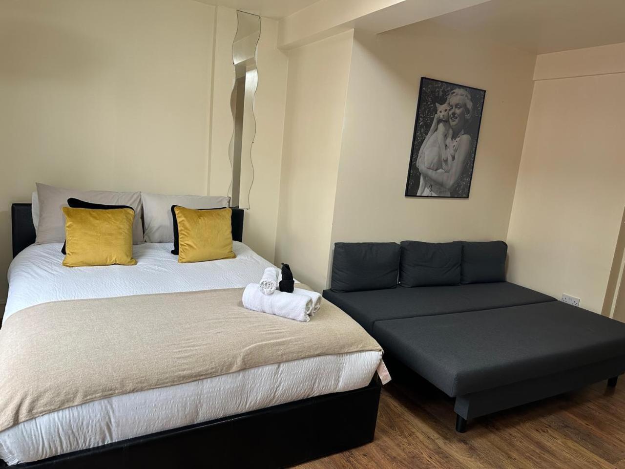 Ensuite Room Shoreditch Лондон Экстерьер фото